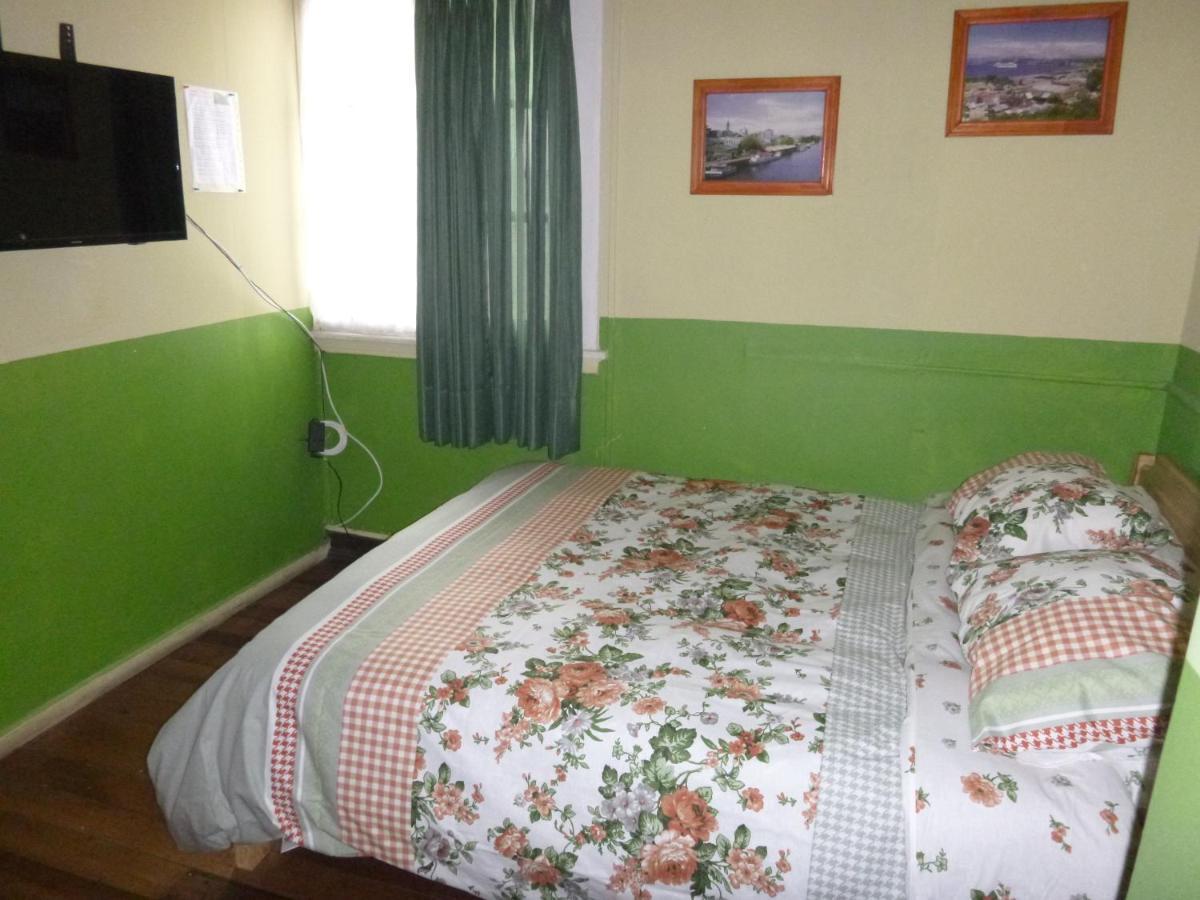 B&B Patrimonial Little Castle 比尼亚德尔马 外观 照片